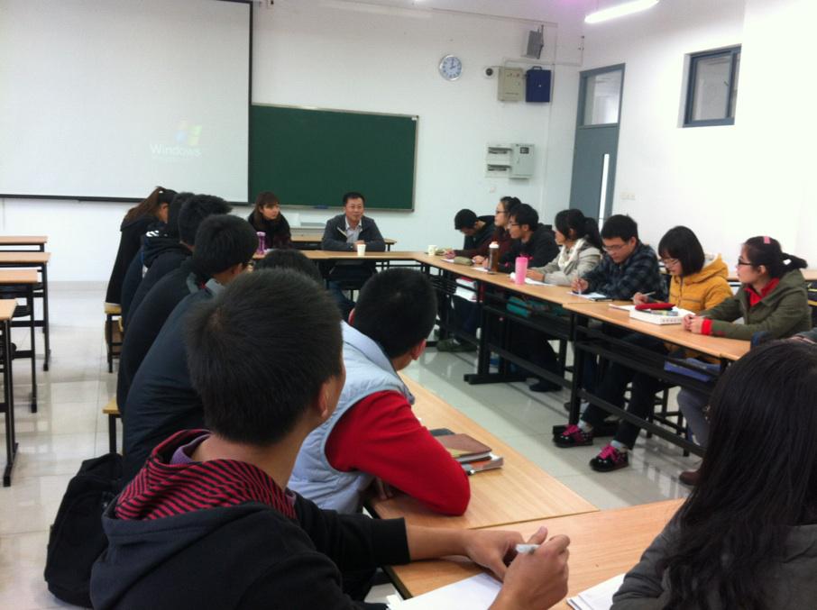 松辽委领导与英国365上市公司学生亲切交流